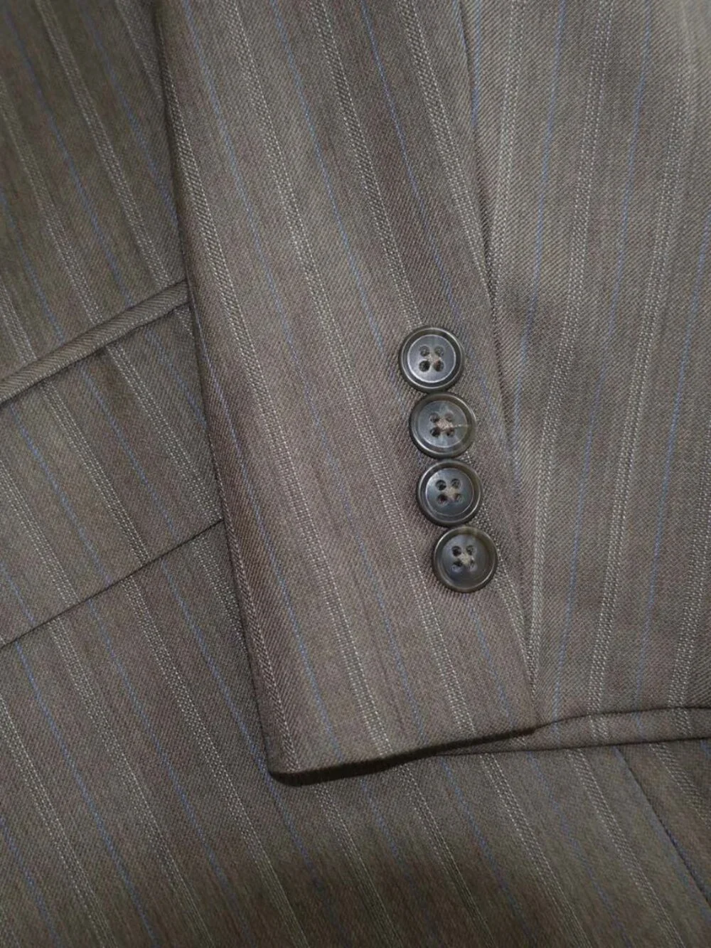 Kilburne and Finch Men's 3 Button Suit Size 46 Long 38 x 28 Brown Wool Striped